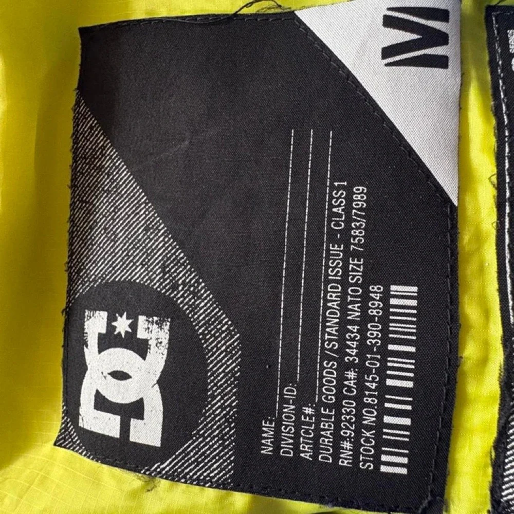 DC Shoes blue & yellow polyester ski jacket